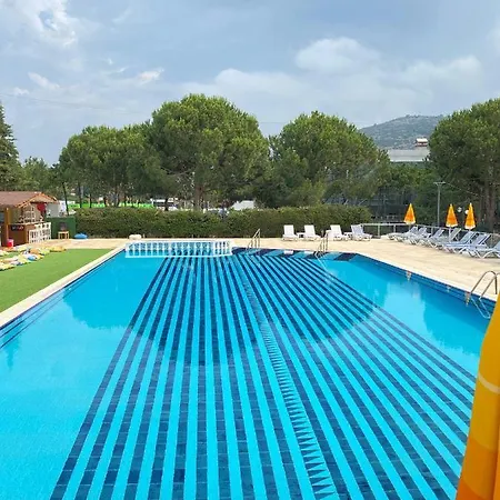 Palm Club Aparthotel *