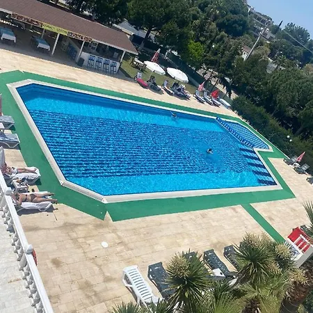 Apartmanhotel Palm Club *