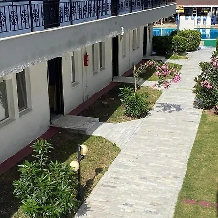 Apartmanhotel Palm Club *