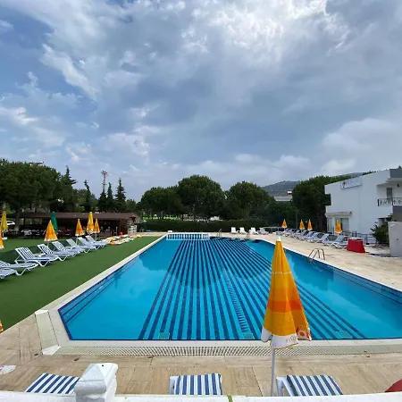 Palm Club Apartmanhotel Kusadası