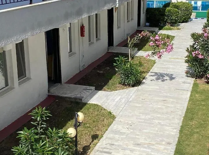 Aparthotel Palm Club *