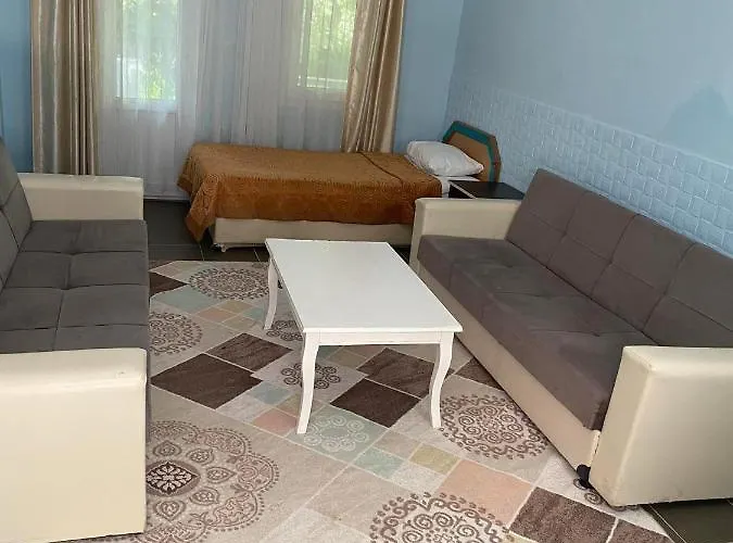 Palm Club Aparthotel *